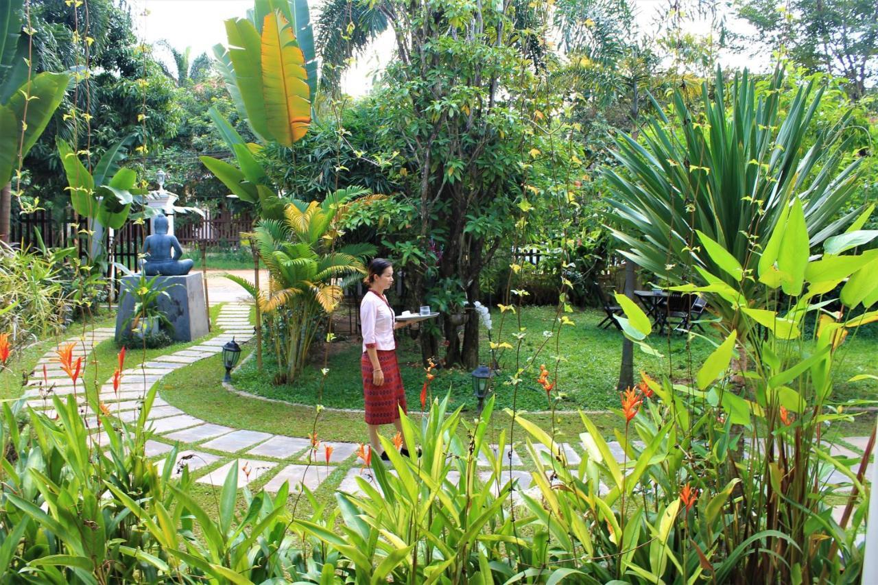 Angkor Yellow Villa Ciudad de Siem Riep Exterior foto