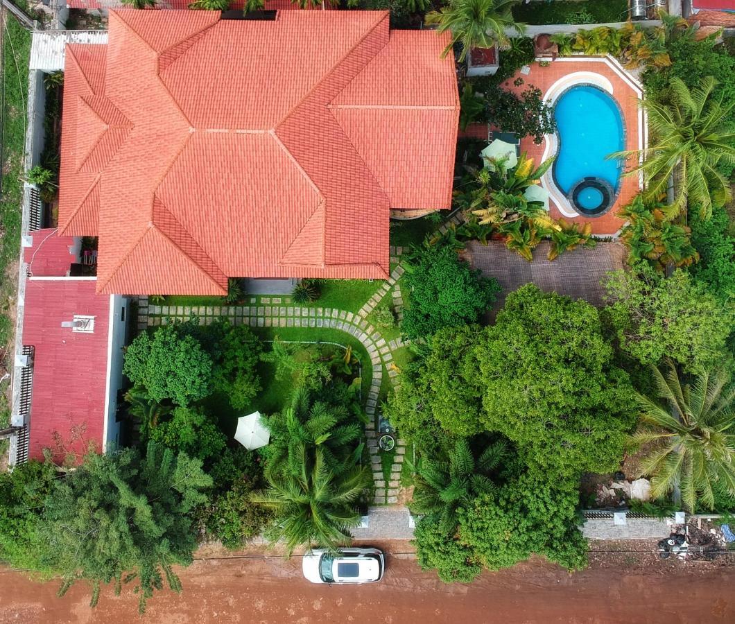 Angkor Yellow Villa Ciudad de Siem Riep Exterior foto